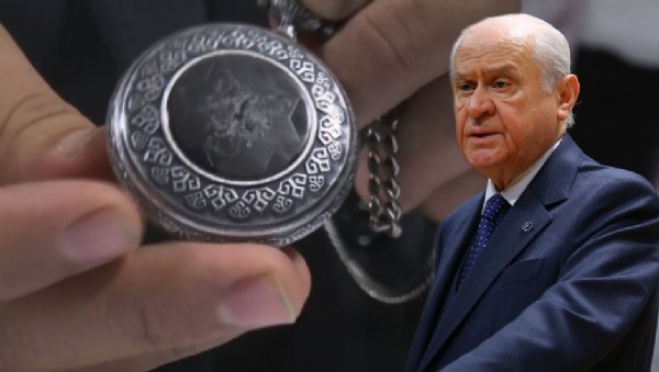 Devlet Bahçeli'den MHP il başkanlarına çok özel hediye