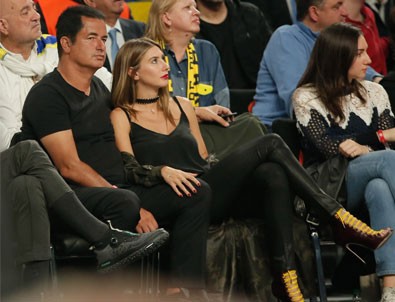 Acun Ilıcalı'dan Şeyma Subaşı'na 223 bin TL'lik saat