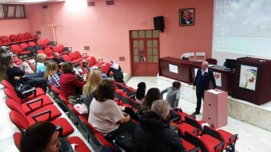 Aydın'da Ulusal Sağlık Hizmeti İlişkili Enfeksiyonlar Sürveyans Toplantısı Yapıldı