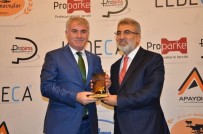 GÜNEŞ ENERJİSİ SANTRALİ - Başkan Memiş'e Yılın Başarılı Belediye Başkanı Ödülü