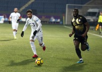 İSMAIL ŞENCAN - İlk Yarıda 2 Gol Çıktı