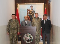 MAYIN PATLAMASI - Vali Ustaoğlu'ndan Özel Harekat Taburuna Ziyaret