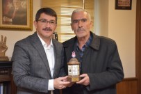 FARUK ÇELİK - Başkan Çelik, Şehit Fethi Sekin'in Ailesini Ağırladı