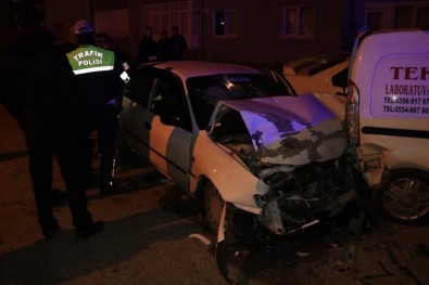 Çankırı'da Trafik Kazası Açıklaması 4 Yaralı