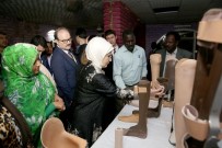 ENGELLİ ÇOCUK - Emine Erdoğan, Sudan'da TİKA Ebe Eğitim Merkezi'ni Ziyaret Etti