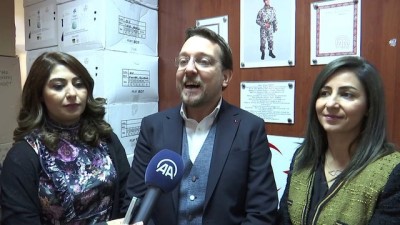 Harçlıklarıyla Akranlarına Kışlık Elbise Aldılar