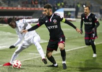 ZEKİ YAVRU - İlk Yarıda Tek Gol Var