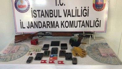 İstanbul'da 'Azılı' Hırsızlık Çetesi Çökertildi