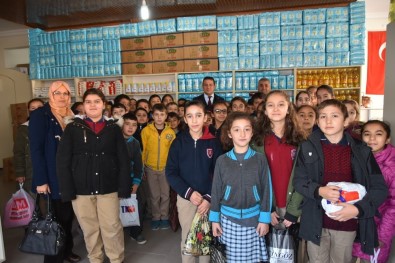 Taytanlı Öğrencilerinden Sosyal Markete Destek