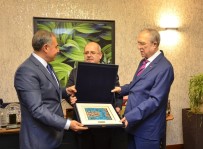 İSMAIL ALPTEKIN - AOSB, Vakıfbank Üst Yöneticilerini Ağırladı