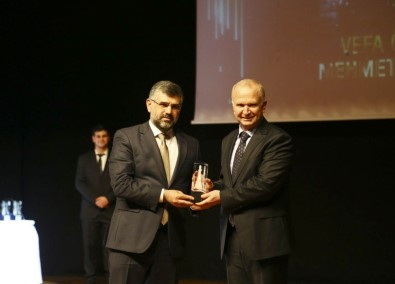 Başkan Keskin, SUGİAD'ın Ödül Törenine Katıldı