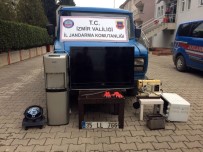 OYUN KONSOLU - Hırsızlar Kaçamadan Jandarma Yakaladı