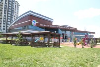 Melikgazi'nin Yüzme Havuzu 365 Gün Hizmet Veriyor