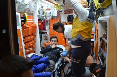 Milas'ta Otomobil İle Elektrikli Bisiklet Çarpıştı; 1 Yaralı