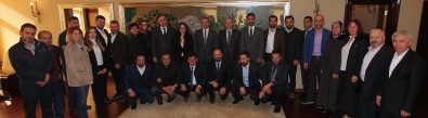 AK Parti Gebze İlçe Yönetimi Başkan Köşker'i Ziyaret Etti