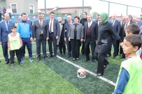 FATMA GÜLDEMET - Betül Sayan Kaya Çocuklarla Futbol Oynadı