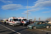 KARAOĞLANLı - Manisa'da Otomobil Takla Attı Açıklaması 6 Yaralı