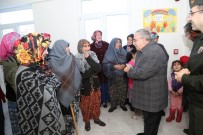 KÖMÜR YARDIMI - Vali Ahmet Hamdi Nayir Açıklaması Halka Hizmet Etmek İçin Varız, Devlet Bize Onun İçin Maaş Veriyor