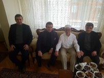 TEKELI - Başkan Bakıcı Umre'den Dönen Kent Konseyi Başkanı Osman Tekeli'yi Ziyaret Etti