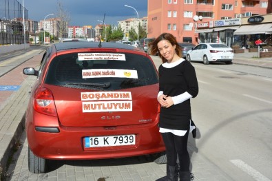 Boşandıktan Sonra Aracını Süsletip Mangal Partisi Verdi