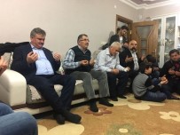 FARUK ÇATUROĞLU - Çaturoğlu'ndan Akyol Ailesi'ne Taziye Ziyareti