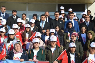 Eleşkirt'li Öğrenciler Hayallerinin Gezisine Çıktı