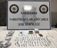 ALÜMİNYUM FOLYO - Eskişehir'de Uyuşturucu Satıcısı Yakalandı