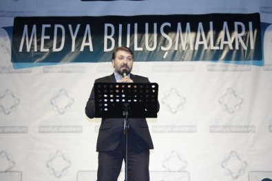 Eskişehir Medya Akademisi'nin İlk Konuğu Serdar Tuncer Oldu