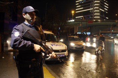 İstanbul'da 2 Bin 340 Polisle Uygulama