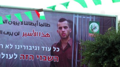 Kassam Tugayları'ndan 'Esir İsrail Askeri Şaul' Afişi