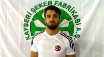 Kayseri Şekersporlu Milli Güreşçi Ekrem Öztürk  Rize'de Türkiye Şampiyonu Oldu