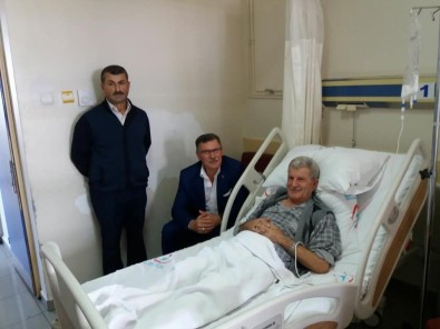 Başkan Duymuş'tan Hasta Ziyareti