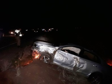 Kamyonetle Otomobil Çarpıştı Açıklaması 7 Yaralı