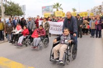 KUŞADASI BELEDİYESİ - Kuşadası'nda Engelli Yürüyüşü