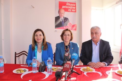 MHP'nin Kadın Milletvekillerinden Kılıçdaroğlu Tepkisi