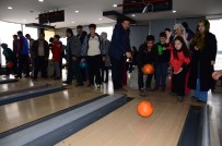 ALİ KUŞÇU - Muş'ta Engellilerin Bowling Heyecanı