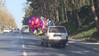UÇAN BALON - (Özel) Uçan Balonlu Araba