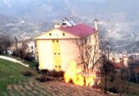 TANDıR EKMEĞI - Artvin'de Korkutan Yangın