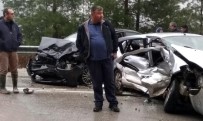 İki Otomobil Kafa Kafaya Çarpıştı Açıklaması 1 Ölü, 7 Yaralı