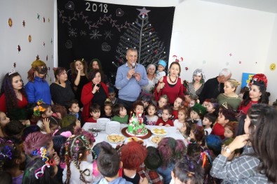 Mezitli'nin Minikleri Yeni Yıl Partisiyle Coştu