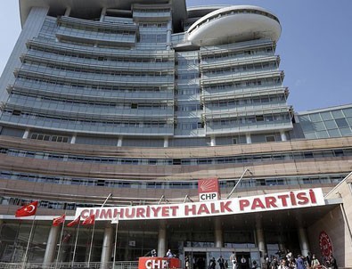 CHP yeni kurultaya hazırlanıyor