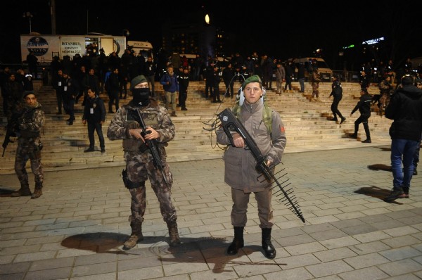 Taksim Meydanı'nda 'Drone Savar'lı güvenlik önlemi