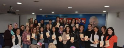 AK Parti Kadın Kolları'nda Her Ay Bir Kitap