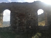 ANIT MEZAR - Baltacı Mehmet Paşa'nın Mezarının Türkiye'ye Getirilmesi İçin Girişim