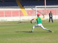 ALİ FUAT CEBESOY - Mersin, Beyzbol Müsabakalarına Ev Sahipliği Yaptı