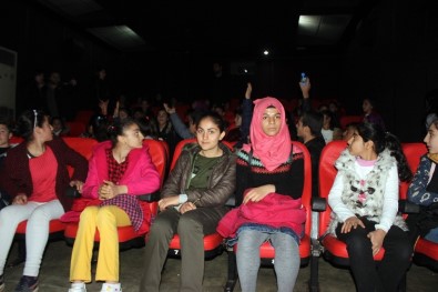 Siverek'te Öğrenciler Sinema İle Tanıştı
