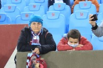 OLCAY ŞAHAN - Süper Lig Açıklaması Trabzonspor Açıklaması 1 - Antalyaspor Açıklaması 0 (İlk Yarı)
