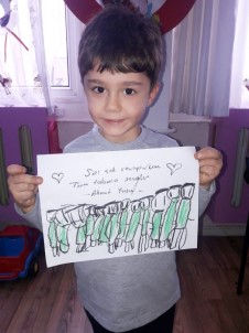 Anaokulu Öğrencileri Asker Ağabeylerini Unutmadı