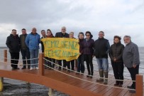 DINLER - Balıkesir'de Denizden Demir Madenı Çıkarılmasına Tepki