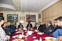 TOPTANCI HALİ - Başkan Yücel, Hal Derneği Yönetimiyle Bir Araya Geldi